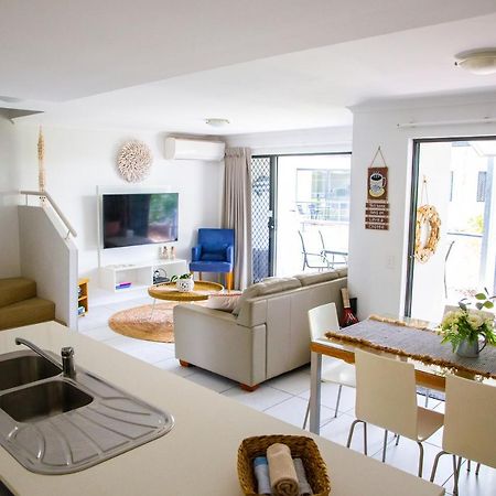 Tropical Getaway In 2 Bedroom Unit In 4 Star Resort Noosaville Dış mekan fotoğraf